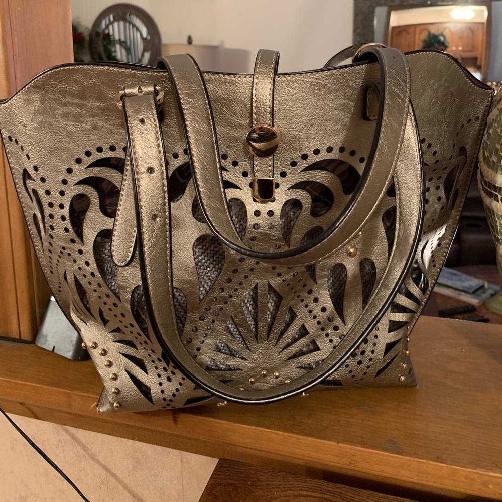 Tote